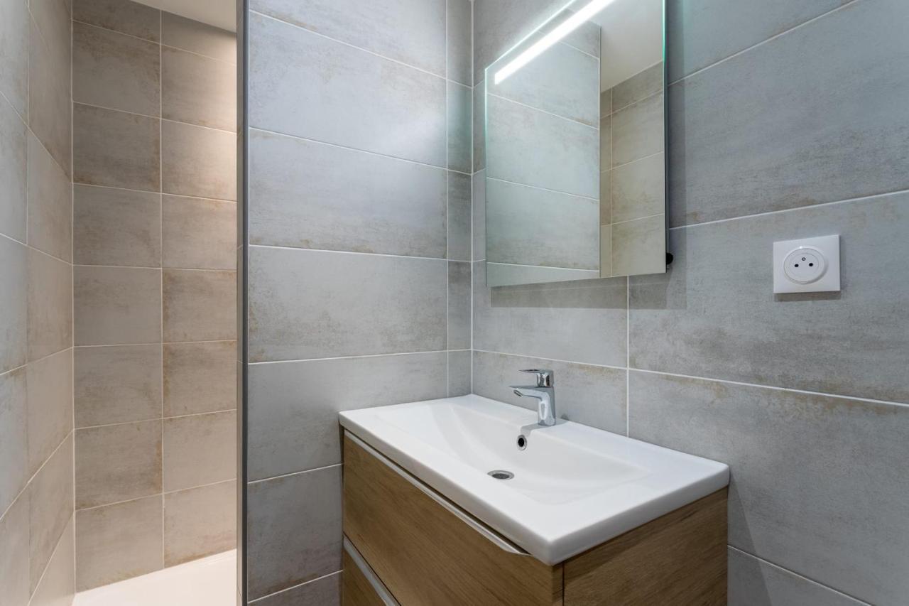 Luxurious 1 Bedroom, Ac, Terrace, Close Beaches - Dodo Et Tartine Carqueiranne Zewnętrze zdjęcie